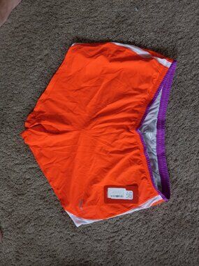 Hot Coral Pink Saucony Women's Run Lux Shorts XL